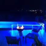 Anchorage Vue Panoramique Roof Piscine A Debordement Βίλα